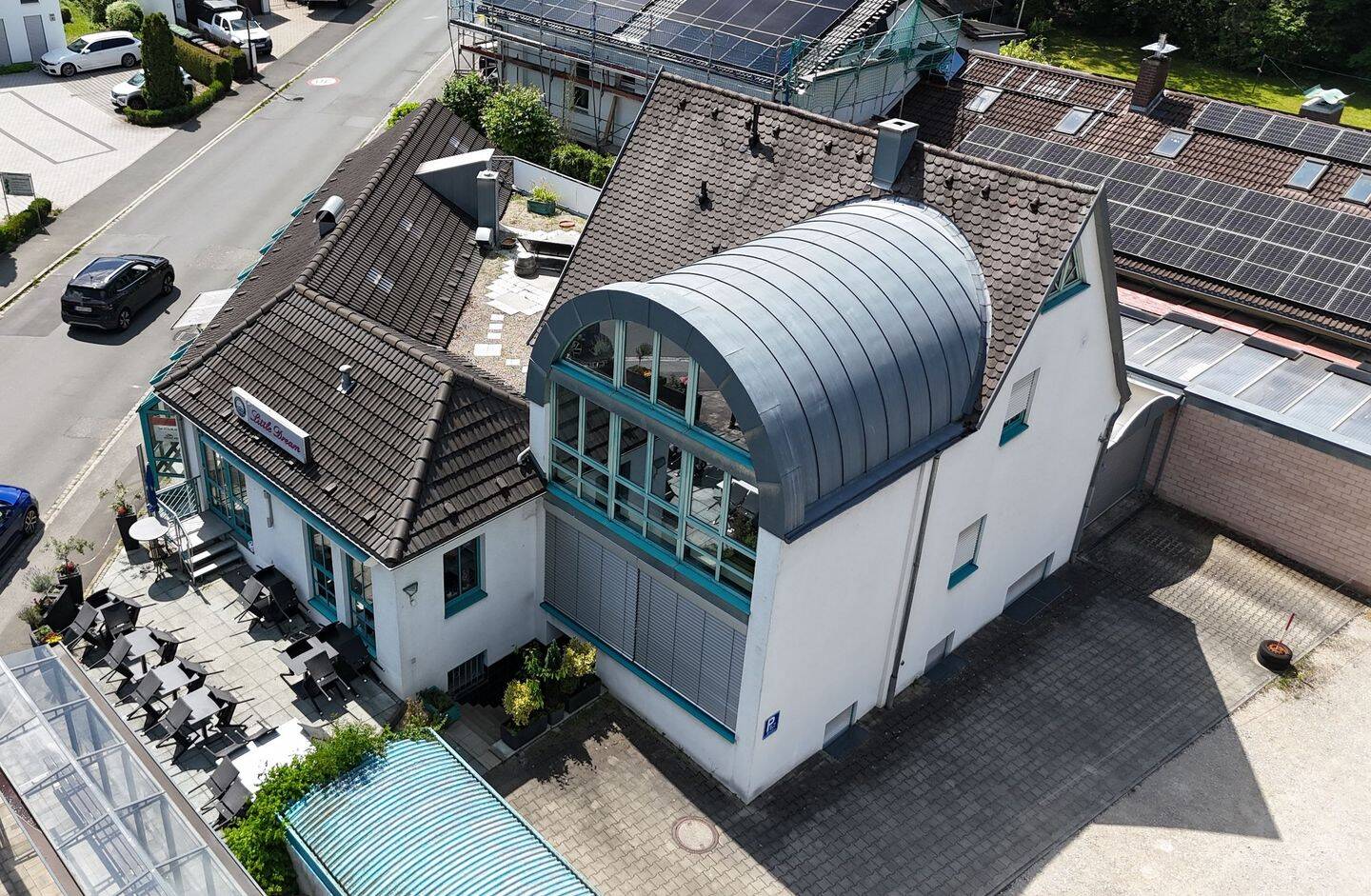 Großzügiges, Top ausgestattetes Wohnhaus mit Gewerbeeinheit sucht Unternehmer/-in, 90607 Rückersdorf