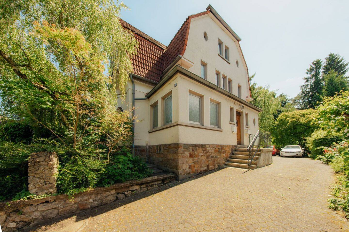 Charmante 3-Zimmer-Wohnung mit Garten in stilvoller Villa, Bestlage Citynähe GL, 51465 Bergisch Gladbach