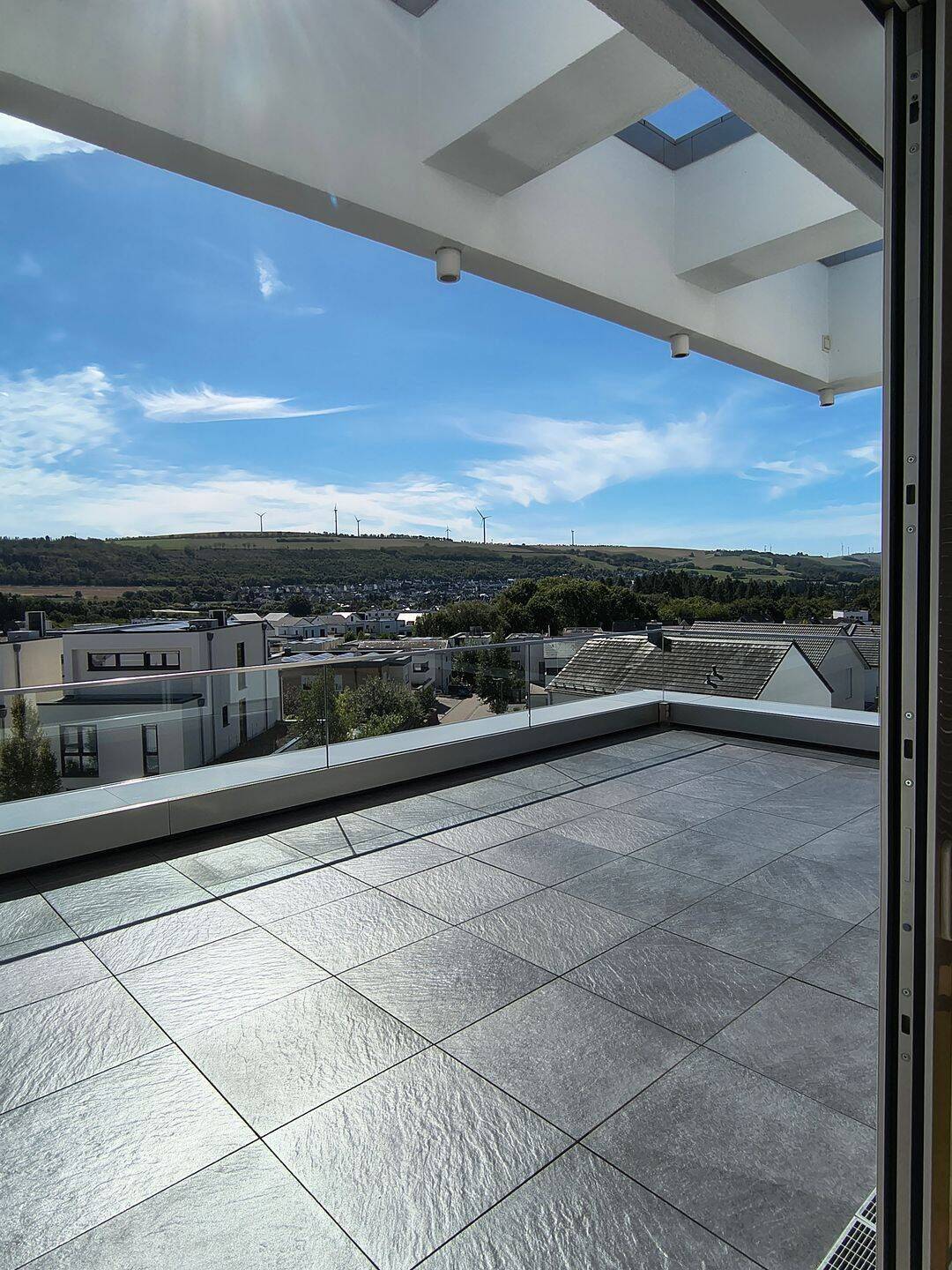 Penthouse, 3 ZKB Gäste-Bad im 2. OG, 54296 Trier