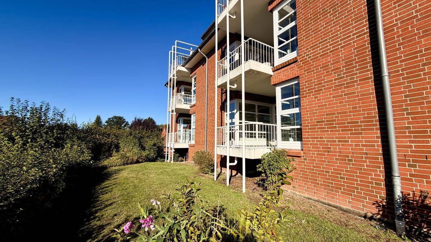Bezugsfreie 3-Zimmer-Eigentumswohnung mit Südbalkon und Gestaltungspotenzial in Kiel-Russee, 24111 Kiel (Russee)