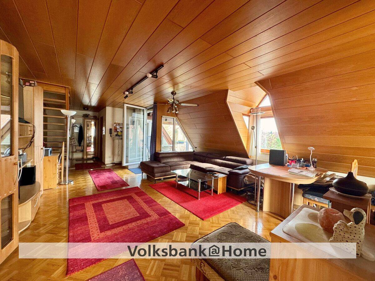Zentrale 3-Zimmer-Maisonettewohnung mit Balkon und Tiefgaragenstellplatz, 75392 Deckenpfronn
