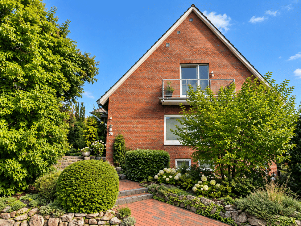 Großzügiges Einfamilienhaus mit offenem Wohnbereich, großem Grundstück und Platz für Neubau, 48167 Münster (Angelmodde Gremmendorf Wolbeck)