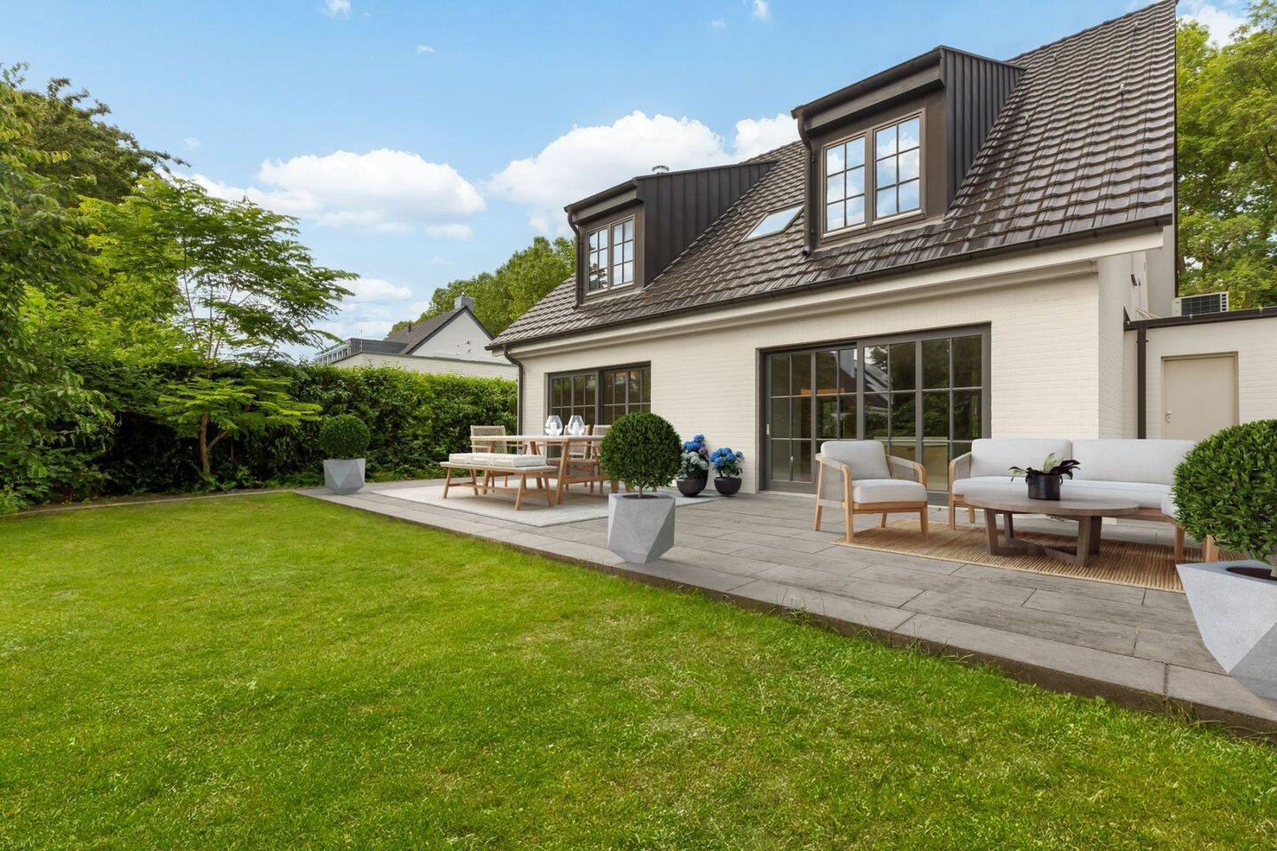 Weiße Siedlung Düsseldorf-Golzheim – Hochwertiger Neubau in exklusiver Wohnlage, 40474 Düsseldorf (Golzheim Lohausen Pempelfort Stockum)