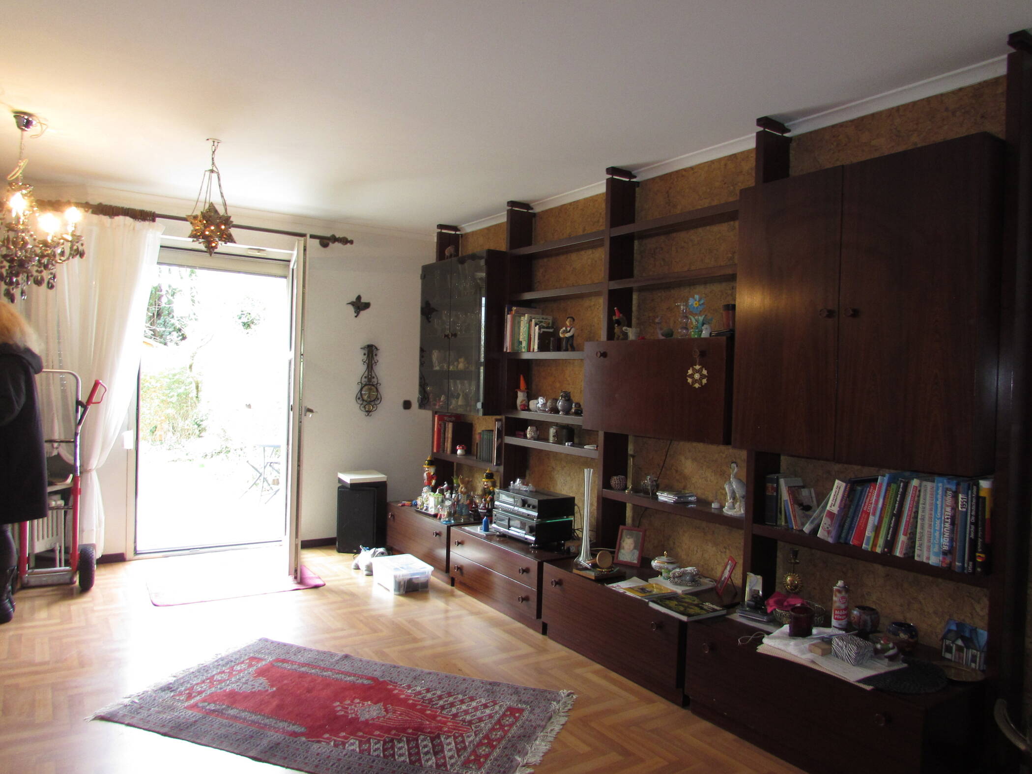 Besichtigung – 5 Zimmer RH -Renovierungsbedarf,incls. Einliegerwohnung, mini Garten Terrasse, Parkplatz, 13587 Berlin (Spandau Hakenfelde Kolonie Wannseeaten Siedl. Wohnsiedlung Hakenfelde)