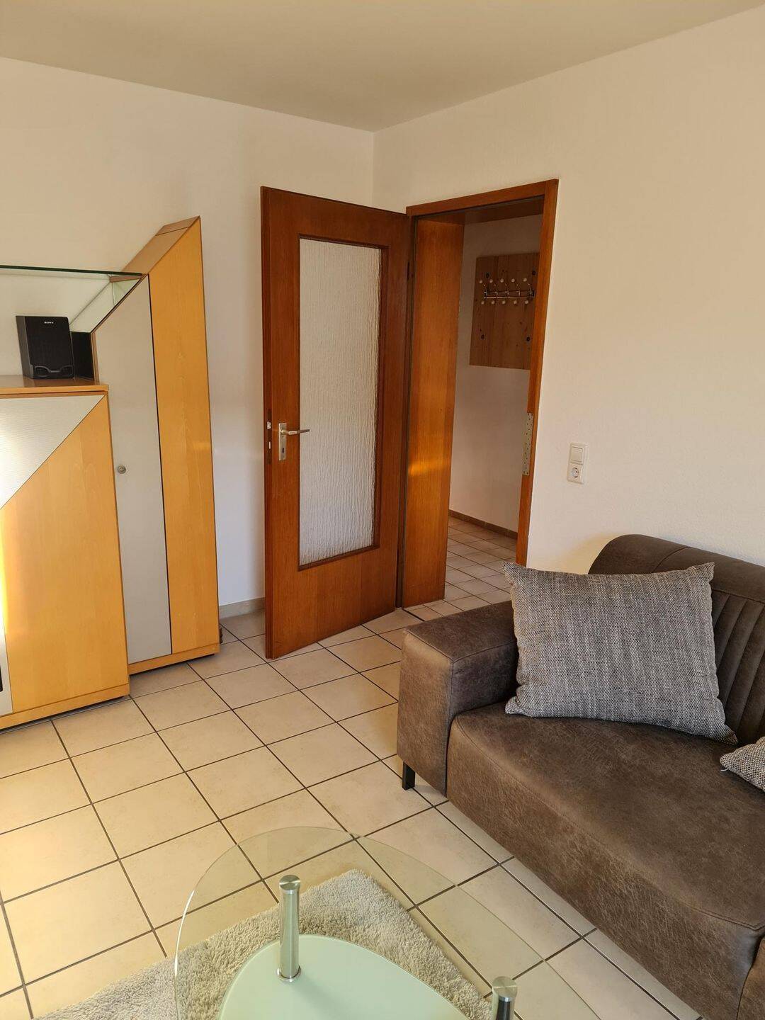 HELL UND MODERN –  2-Zi.-ELW in Wendlingen,Waschmaschine, Stellplatz – 2243, 73240 Wendlingen am Neckar