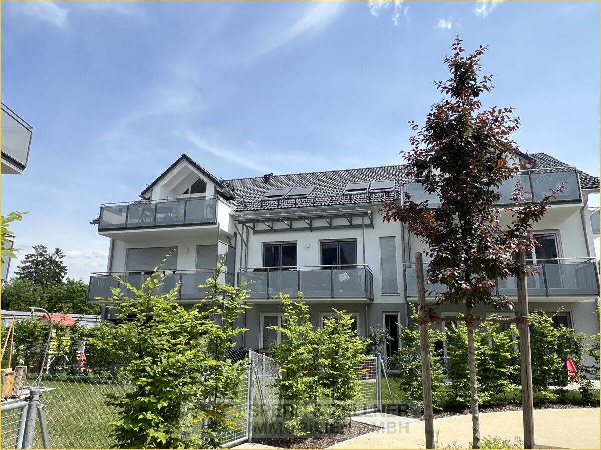 Gilching – moderne 3-Zimmer-Wohnung mit Balkon in Siedlungslage, 82205 Gilching