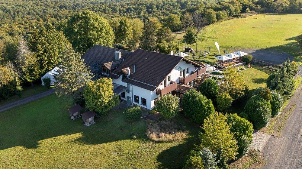Natur pur! Charmantes, etabliertes Landhotel in atemberaubender Lage am Vogelsberg, 63667 Nidda