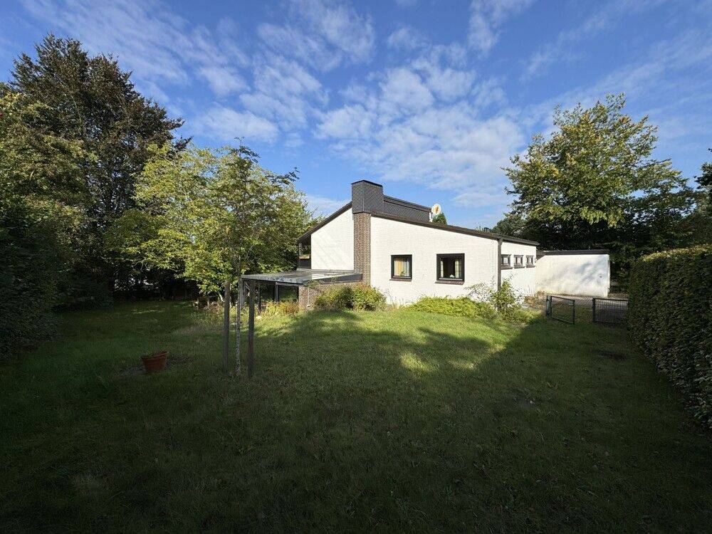 Split-Level-Einfamilienhaus mit großem Garten in Sprötze, 21244 Buchholz in der Nordheide