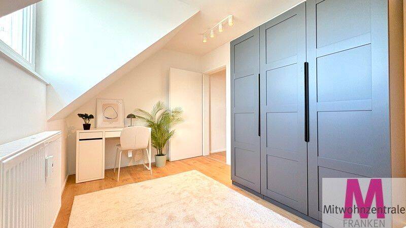 Modern möbliertes Zimmer in 4er-WG, 90429 Nürnberg