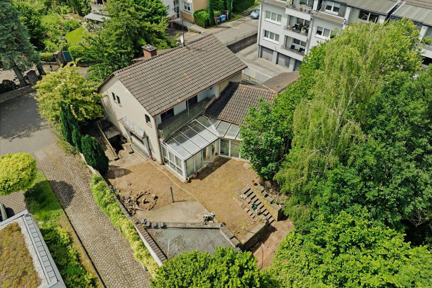 2 Familienhaus mit großem Grundstück, 51379 Leverkusen (Opladen)