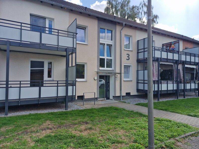 Hier lässt es sich aushalten: schöne 2-Zimmer-EG-Wohnung mit Balkon!, 44359 Dortmund