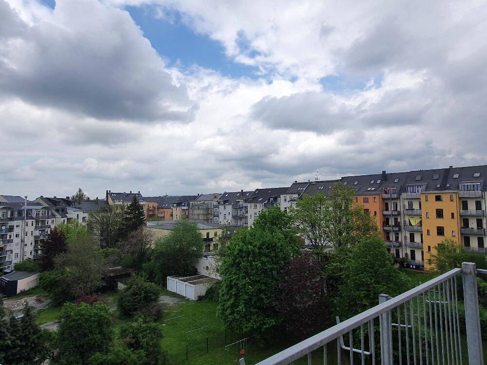 große 3-Wohnung über den Dächern im ruhigen Innenhof, 9130 Chemnitz (Hilbersdorf Sonnenberg Yorckgebiet Zentrum)