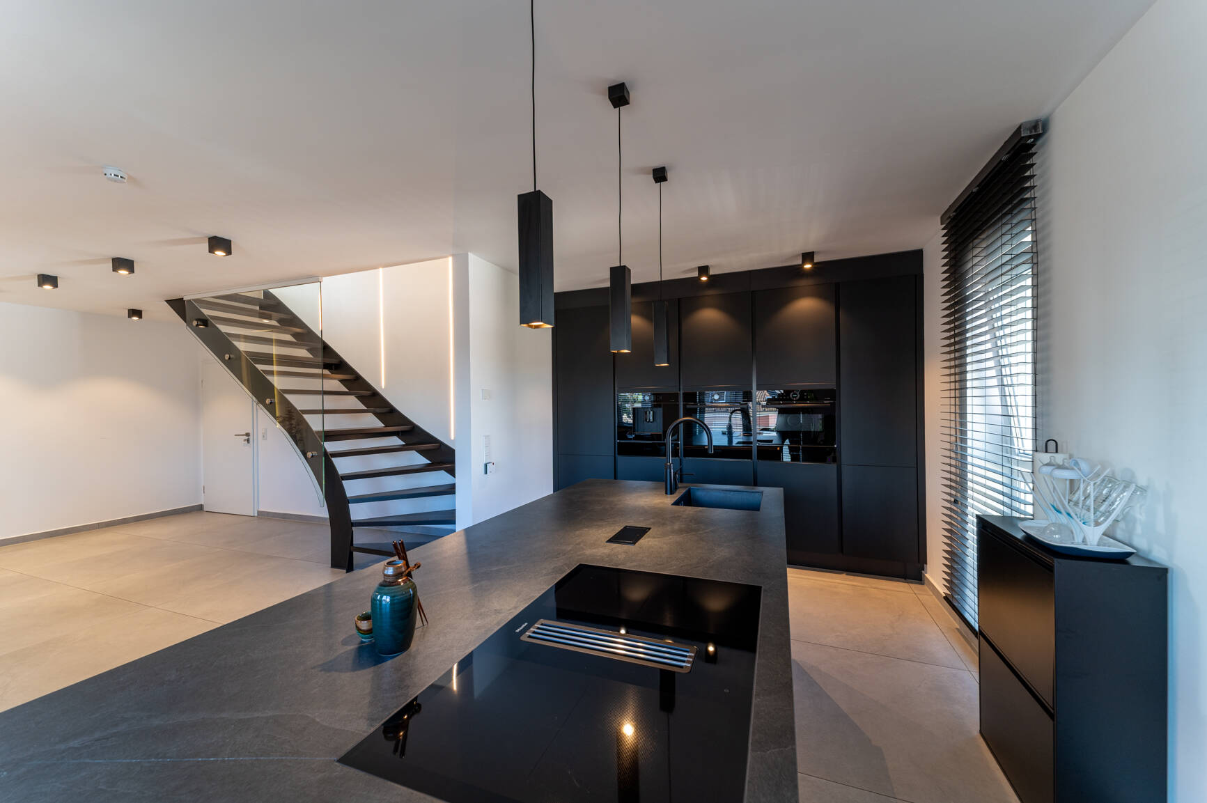Exquisite Maisonettewohnung mit Panoramaausblick auf dem Mühlenberg, 59759 Arnsberg