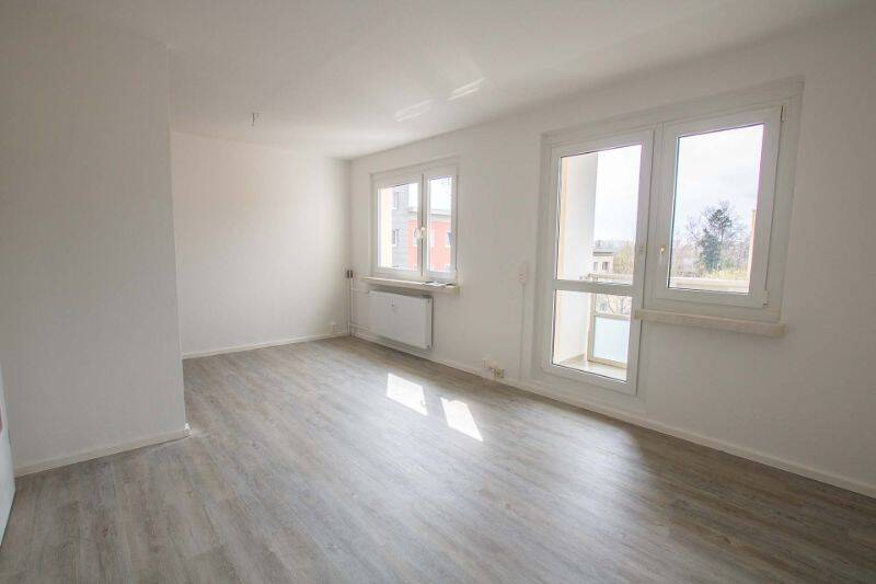 3-Zimmerwohnung mit Balkon in der Nähe der Heide., 6120 Halle (Saale) (Dölau Heide Nord Heide Süd Kröllwitz Lettin)