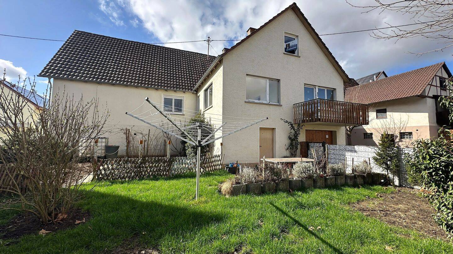 Seltene Gelegenheit: Freistehendes Haus mit ehemaliger Scheune und attraktiver Ausbaureserve, 75031 Eppingen