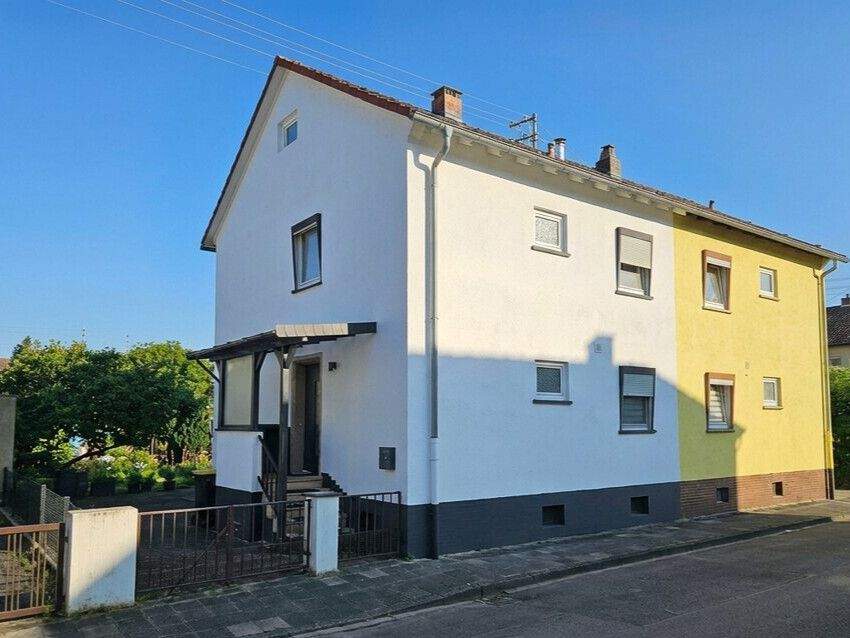 Charmante Doppelhaushälfte mit modernem Wohnkomfort in Lu-Edigheim – Einziehen und Wohlfühlen, 67069 Ludwigshafen am Rhein (Edigheim Oppau Pfingstweide)