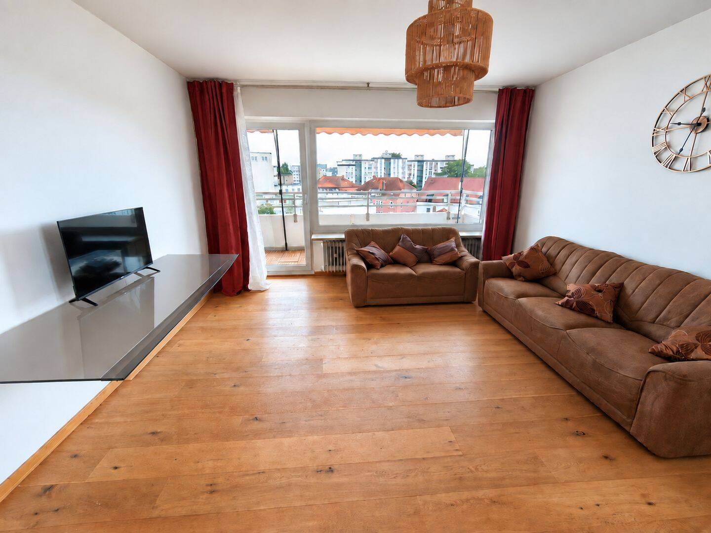 Modernisierte 2-Zimmer-Wohnung mit Südbalkon, Aufzug und Garage inklusive – sofort frei, 84034 Landshut (Münchnerau Nikola West)