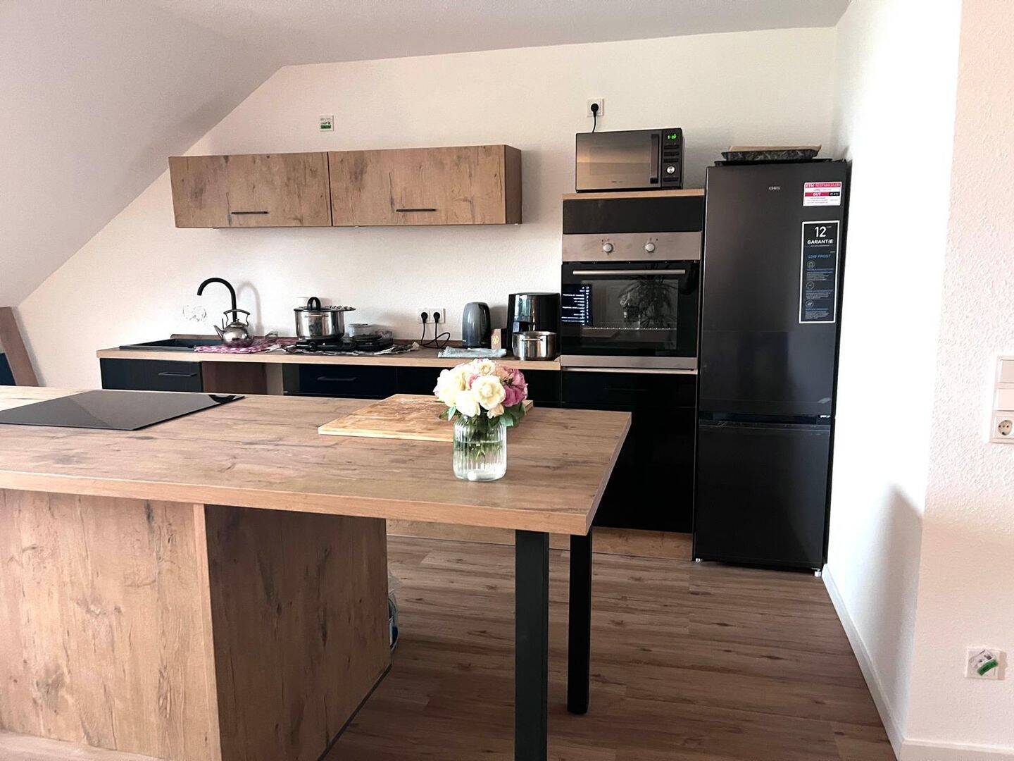 Lichtdurchflutete, großzügige Dachgeschosswohnung im Herzen von Konz, 54329 Konz