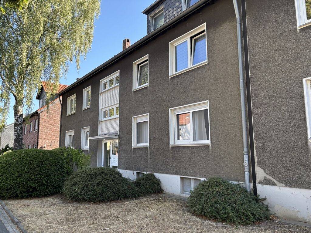 VIVAWEST modernisiert Ihre neue Wohnung., 46049 Oberhausen