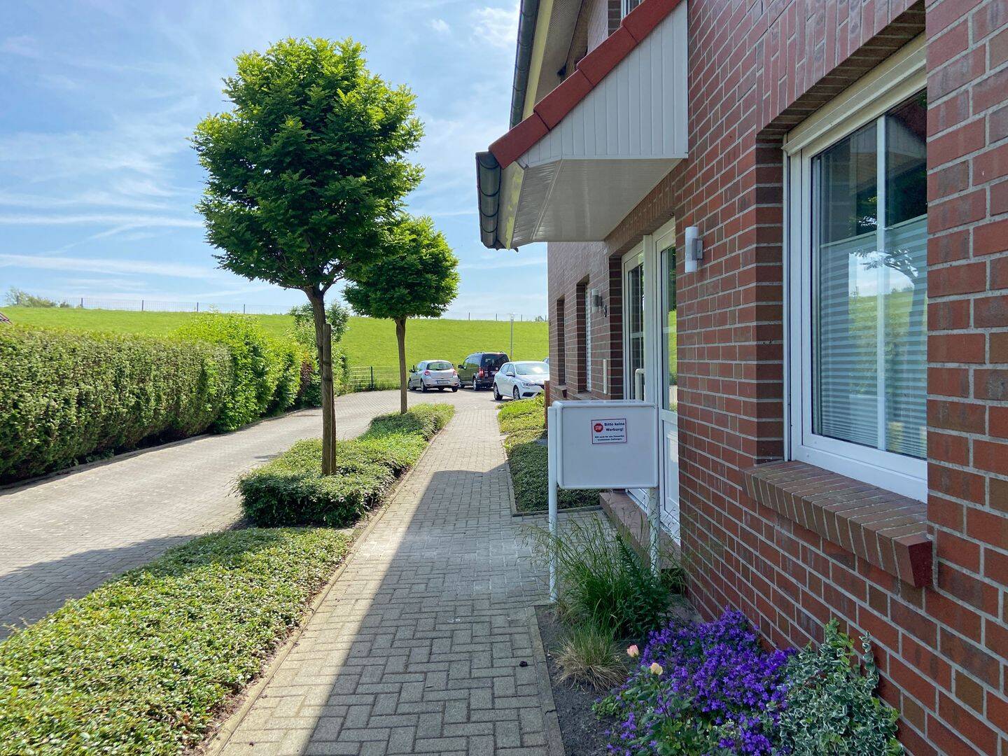 Direkt am Deich: Komfortable EG-Wohnung, komplett ausgestattet, in absolut ruhiger Lage!, 26434 Wangerland