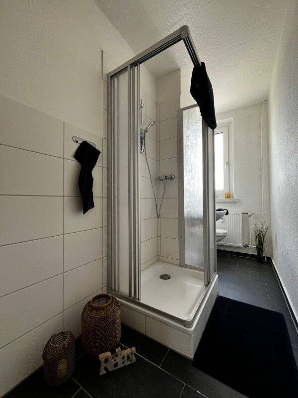 Familienwohnung – 4-Zimmer Wohnung mit Balkon!, 39576 Stendal