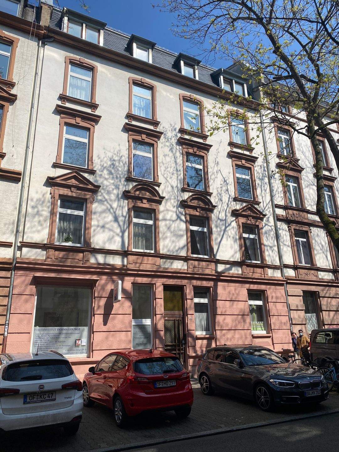 I HAVE A DREAM – NORDEND: Gut geschnittene 3 Zimmer Altbauwohnung im EG mit Balkon und gemeinschaftlichem Garten – sanierungsbedürftig-, 60316 Frankfurt am Main (Nordend-Ost Nordend-West Ostend)