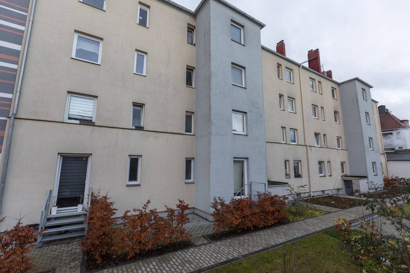 Frisch renoviert! Zentral gelegene 2-Zimmer-Wohnung in Bremerhaven-Geestemünde!, 27570 Bremerhaven (Geestemünde)
