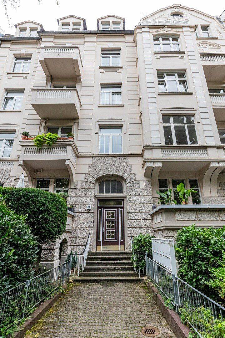 Kernsanierte 3,5-Zimmer Wohnung im begehrten Dichterviertel, 65187 Wiesbaden (Biebrich Wiesbaden)