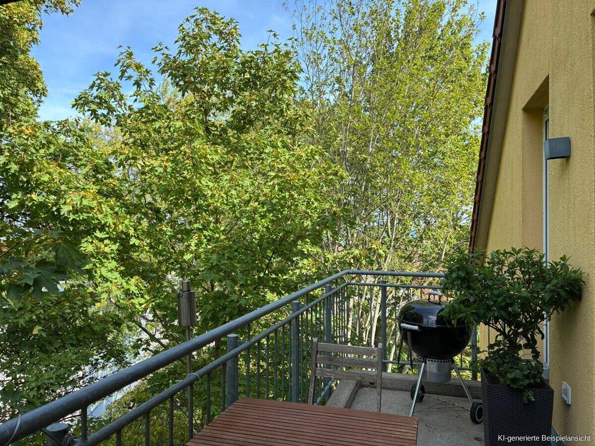 Frei werdende 3-Zimmer-Dachgeschosswohnung mit Galerie und Balkon in Bestlage!, 93051 Regensburg (Galgenberg Großprüfening-Dechbetten-Königswiesen Kumpfmühl-Ziegetsdorf-Neuprüll)