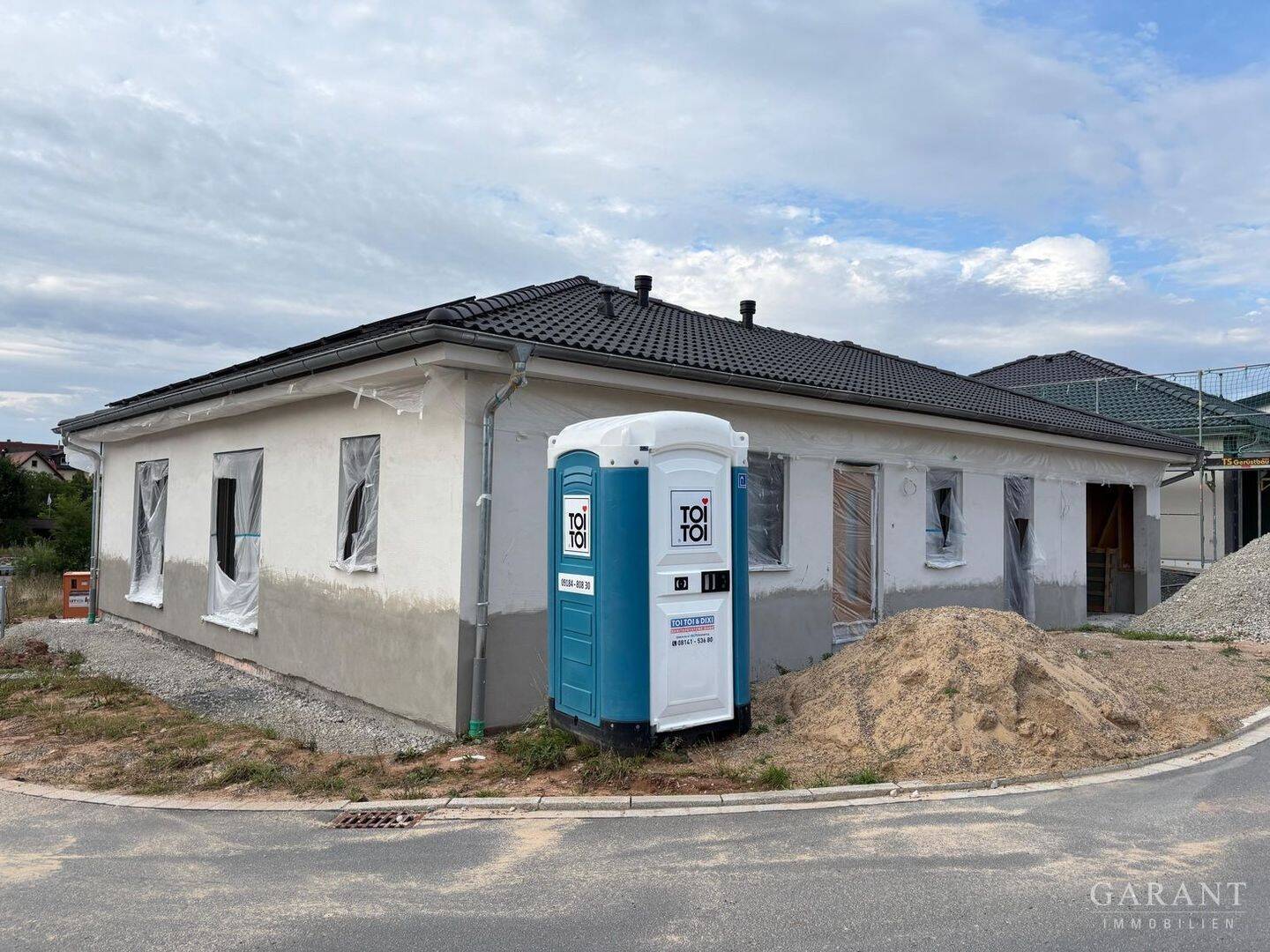 Neubau-Bungalow eine Ebene – ca. 113qm und ca. 30qm überd. Veranda, Garage & Garten | Erstbezug 2026, 96132 Schlüsselfeld
