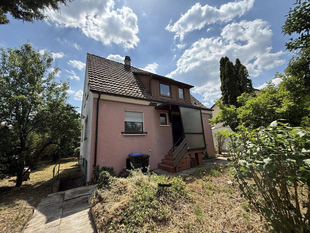 EINFAMILIENHAUS MIT GROSSZÜGIGEM GARTEN IN RUHIGER LAGE!, 74405 Gaildorf