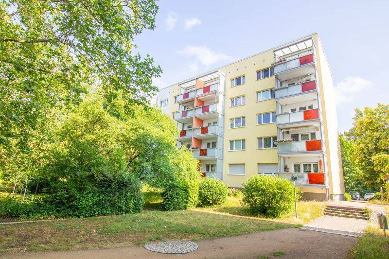 In der Herrichtung! 3-Raumwohnung mit großem Balkon!, 6128 Halle (Saale) (Böllberg-Wörmlitz Gesundbrunnen Innenstadt Silberhöhe Südstadt)