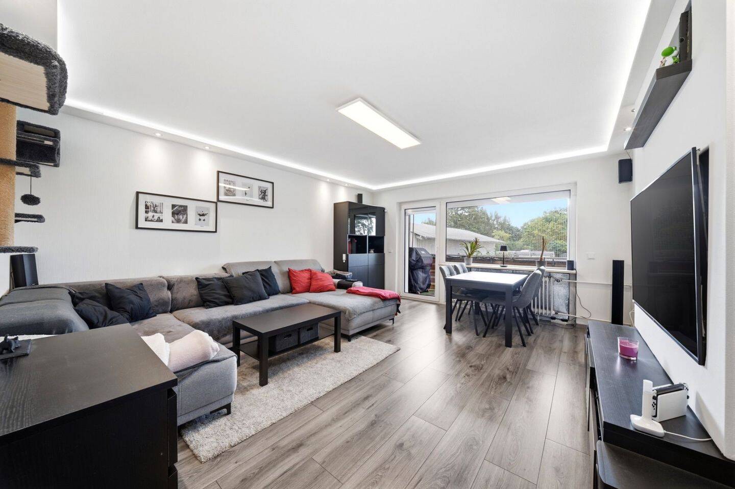 Bezugsfertig & modernisiert: Attraktive 3-Zimmer-Wohnung mit Balkon und Garage, 38302 Wolfenbüttel