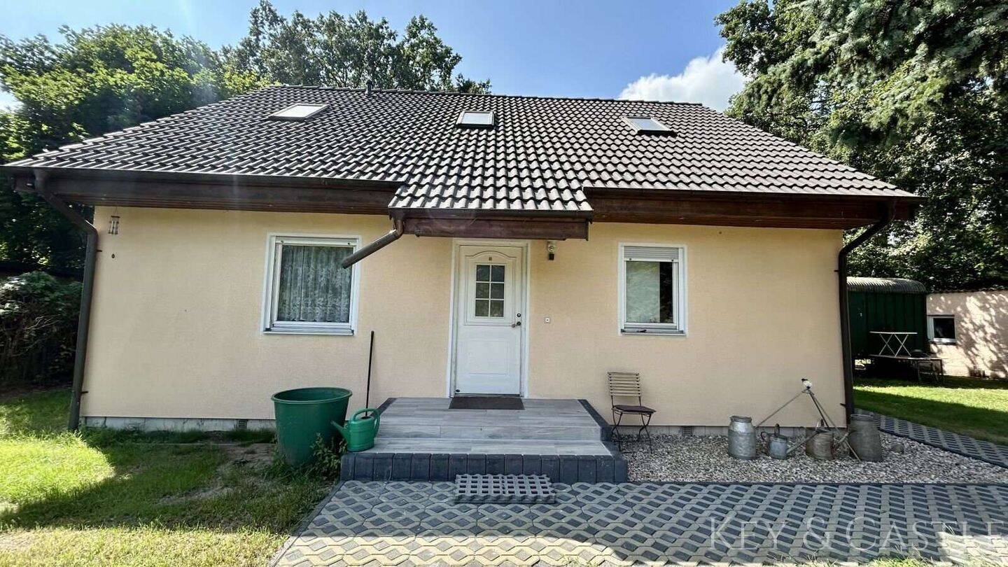 Charmantes Einfamilienhaus mit Kaminofen, großem Garten und vielseitigen Nutzungsmöglichkeiten, 16775 Löwenberger Land