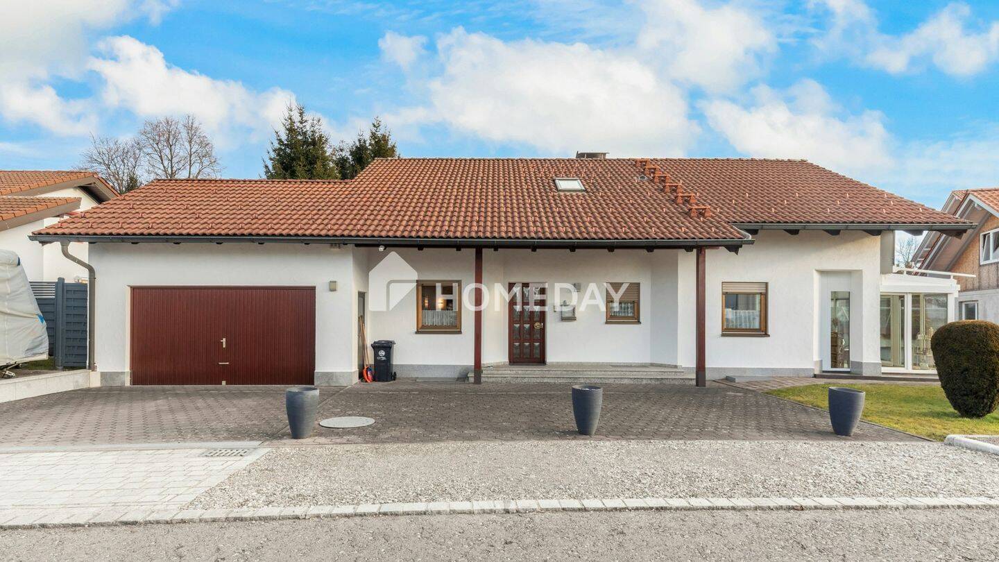 Einfamilienhaus mit Wintergarten, Balkon und vielseitigem Raumangebot auf großzügigem Grundstück, 87730 Bad Grönenbach