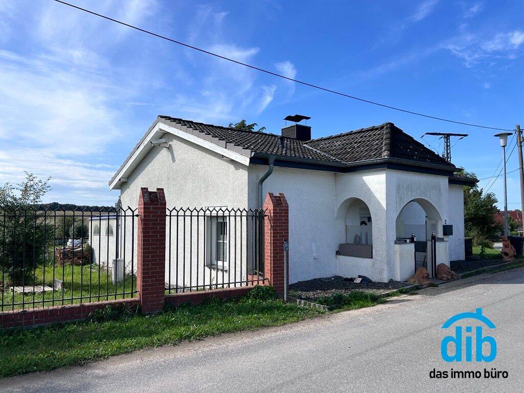 Grundsanierter ländlicher Bungalow, 23923 Siemz-Niendorf (Niendorf)