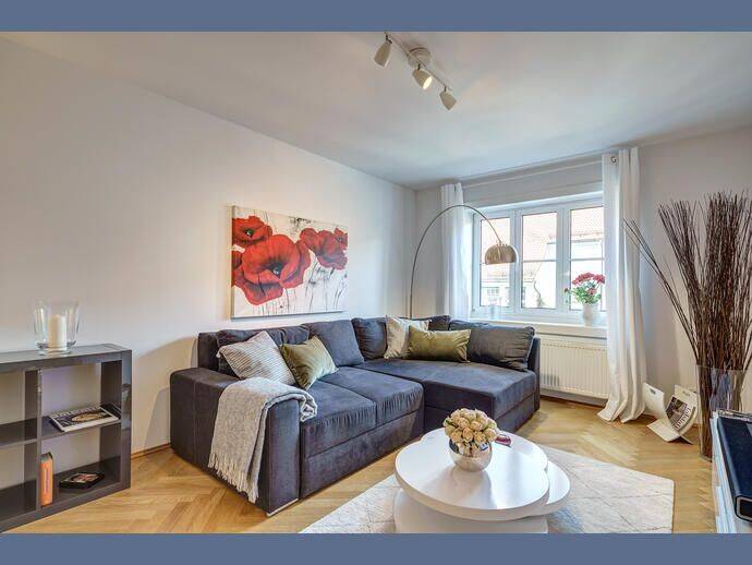 Möbliert: Leben in einer der Toplagen Münchens, 80803 München (Schwabing-Freimann Schwabing-West)