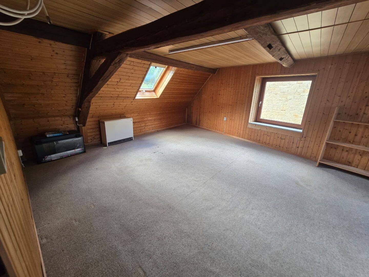 Historischer Hof in idyllischer Naturlage mit Wohnhaus, Scheunen und vielseitigen Nutzungsmöglichkeite, 67826 Hallgarten