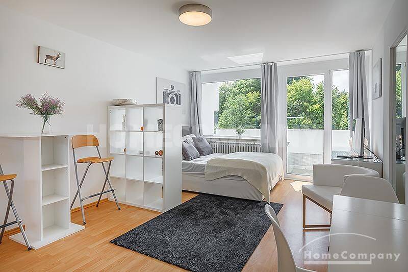 Modern möbliertes 1-Zimmer-Appartment mit Balkon in München-Obersendling, 81379 München (Sendling Sendling-Westpark Thalk. Obersendl.-Forsten-Fürstenr.-Solln)