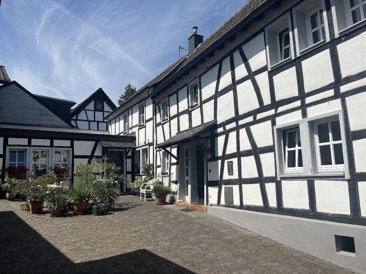 Modernisiertes Fachwerkhaus in Bad Godesberg-Muffendorf!, 53177 Bonn
