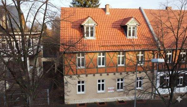Historisches Juwel sucht Visionäre: Stadthaus mit Seele, Wintergarten & Parkgrundstück, 6493 Ballenstedt