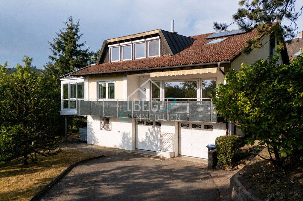 Viel Raum zum Leben – großzügiges Einfamilienhaus in Feldrandlage mit unverbaubarem Naturblick, 71540 Murrhardt