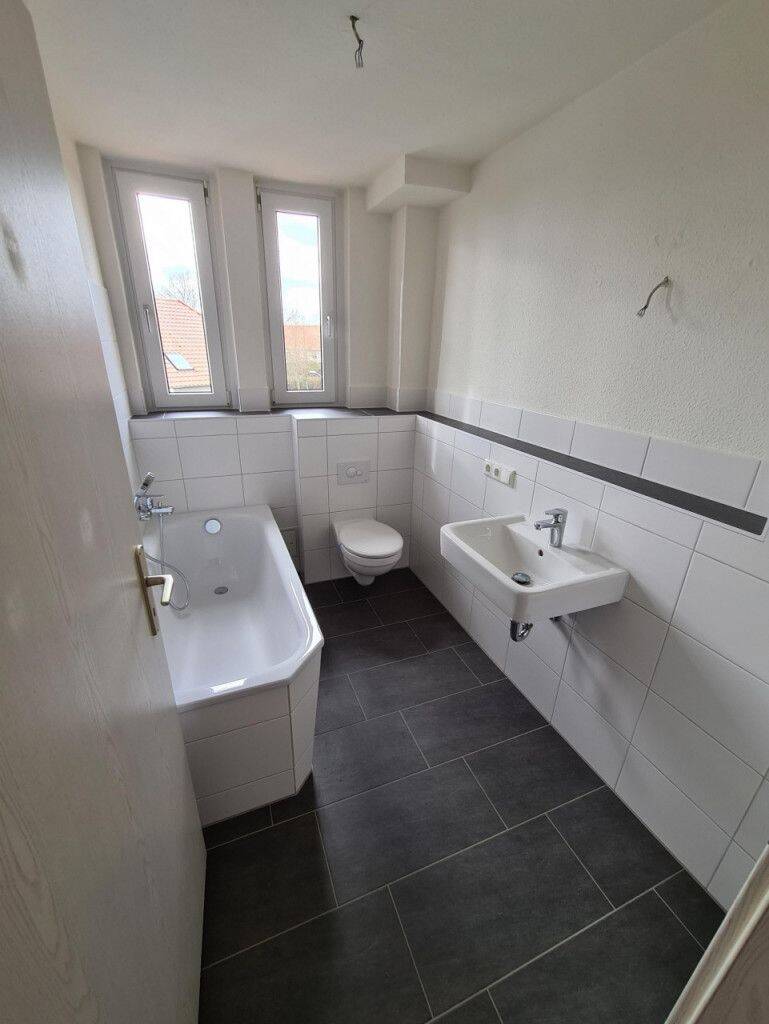 Großzügige 3-Zimmerwohnung im Altbau-Chic!, 39576 Stendal