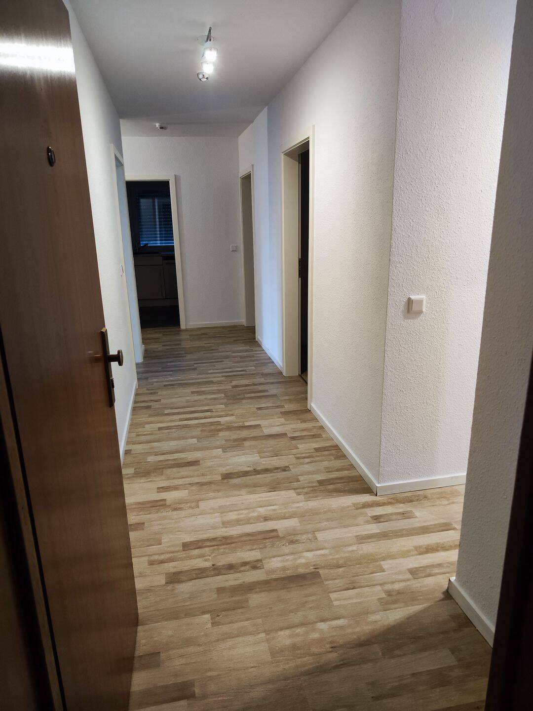 4 Zimmer EG Wohnung 108m2 Mit Balkon, 63110 Rodgau