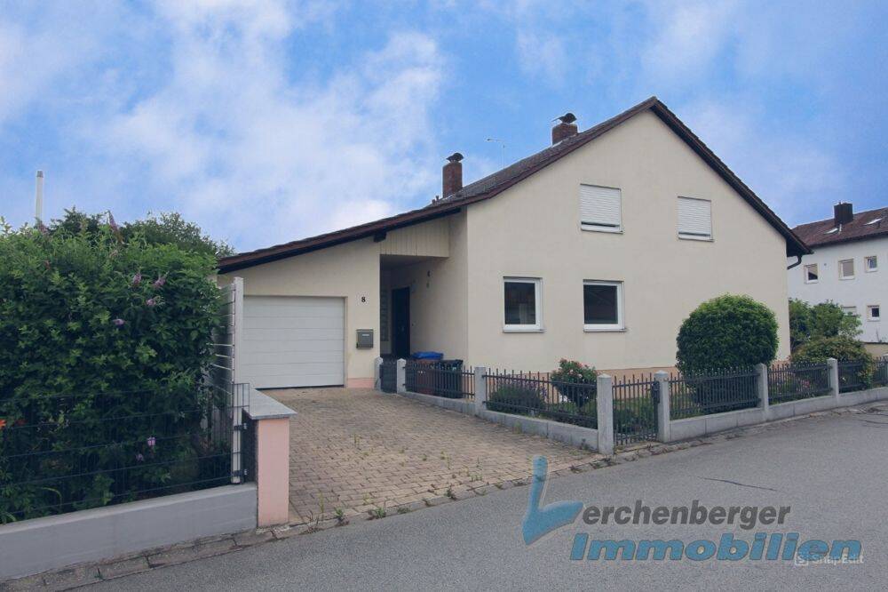 Großes Einfamilienhaus für 2 Generationen in schöner und ruhiger Siedlungslage von Plattling, 94447 Plattling