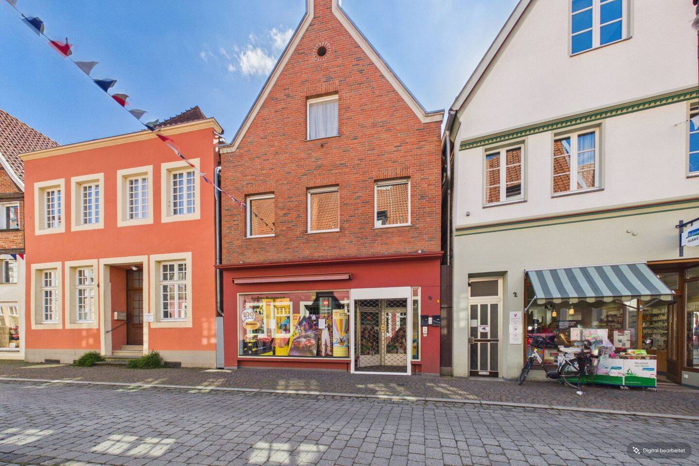 Altstadtjuwel mit vermieteten Wohnungen & freier Gewerbefläche, 48231 Warendorf