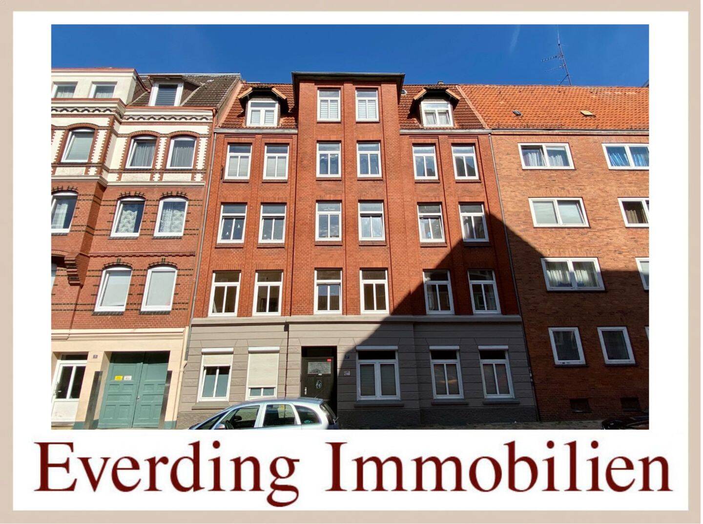Charmante Altbau-Wohnung mit Balkon, 24143 Kiel (Gaarden-Ost Gaarden-Süd)