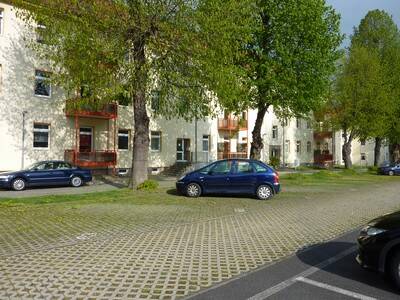 – Wohnung mit Dachterrasse und Stellplatz –, 6667 Weißenfels