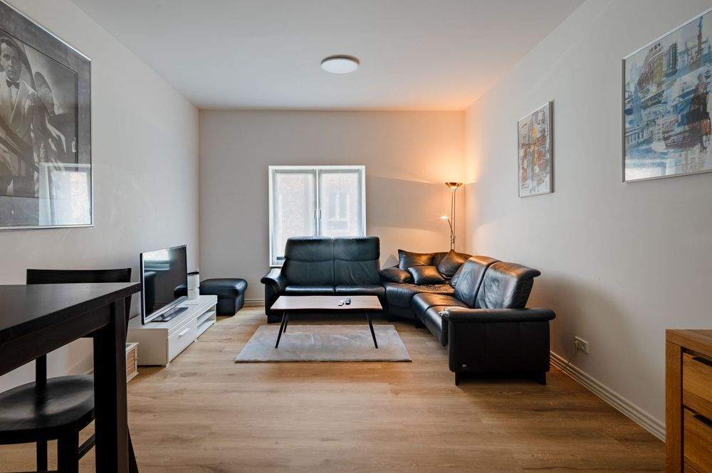 Moderne 2-Zimmer-Eigentumswohnung in bester Lage nahe Husumer Schlosspark und Innenstadt., 25813 Husum