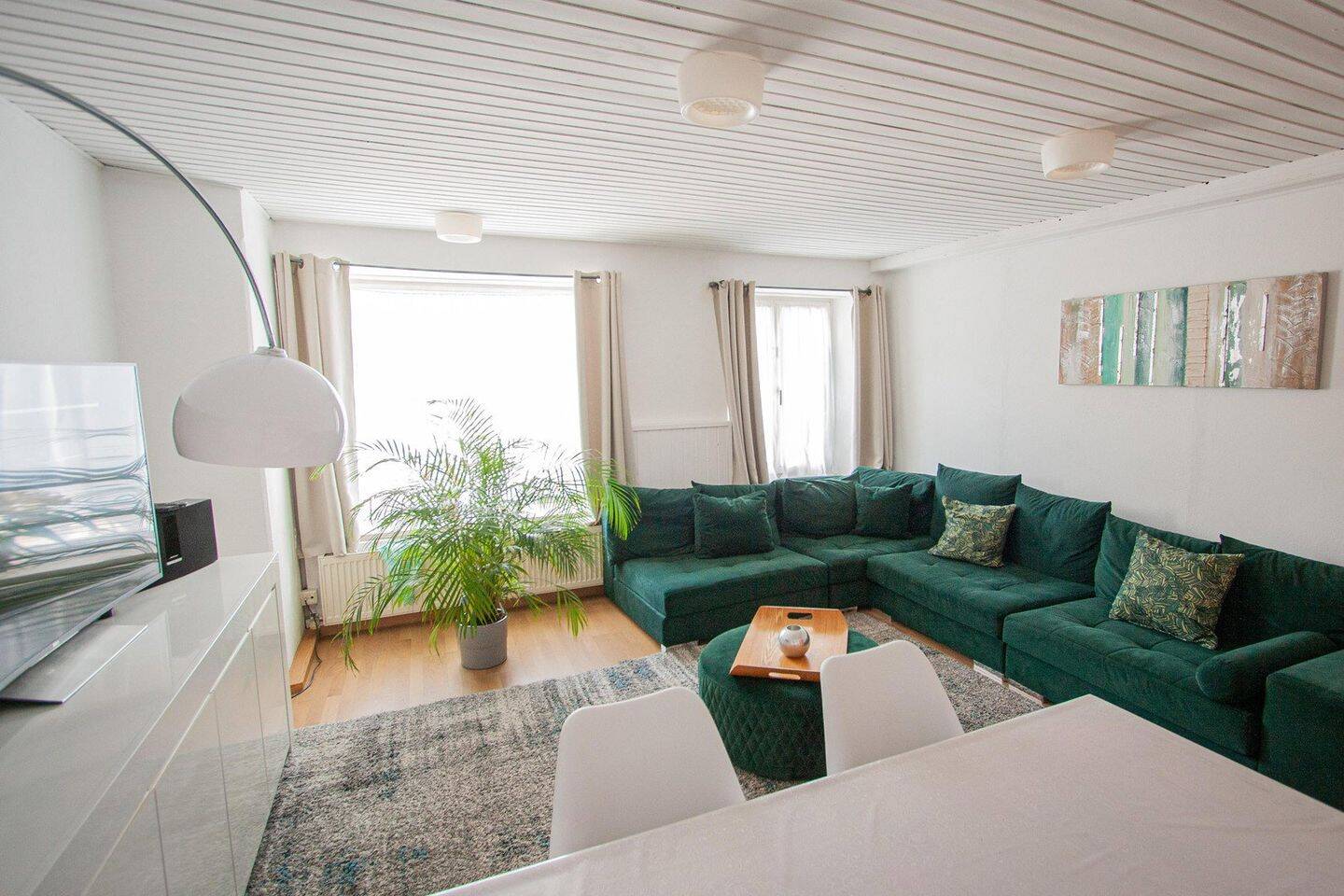 Geräumige 3-Zimmer Wohnung mit Terrasse und Garten, 83075 Bad Feilnbach